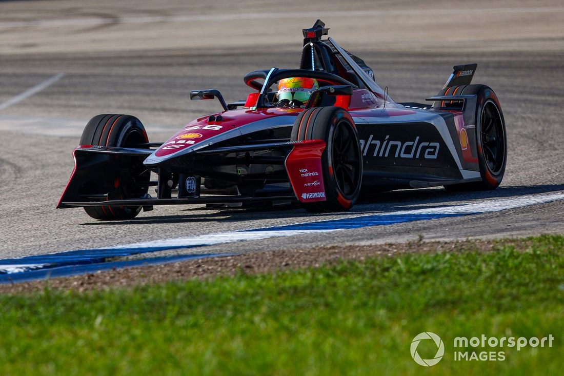 Edoardo Mortara Mahindra Racing Mahindra M11Electro en pista