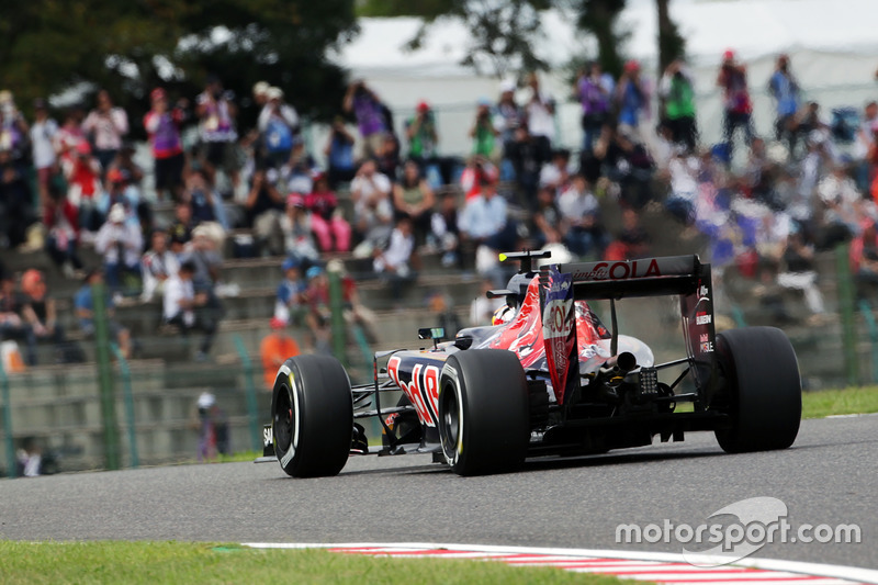 Carlos Sainz Jr., Scuderia Toro Rosso STR11