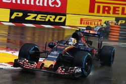 Carlos Sainz Jr, Scuderia Toro Rosso STR11