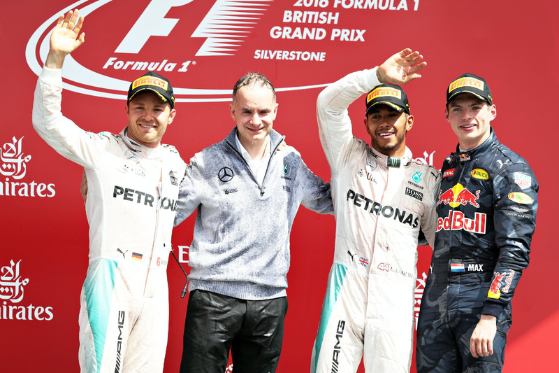 Podyum: Nico Rosberg, Mercedes AMG F1, 2.; Lewis Hamilton, Mercedes AMG F1, 1.; Max Verstappen, Red