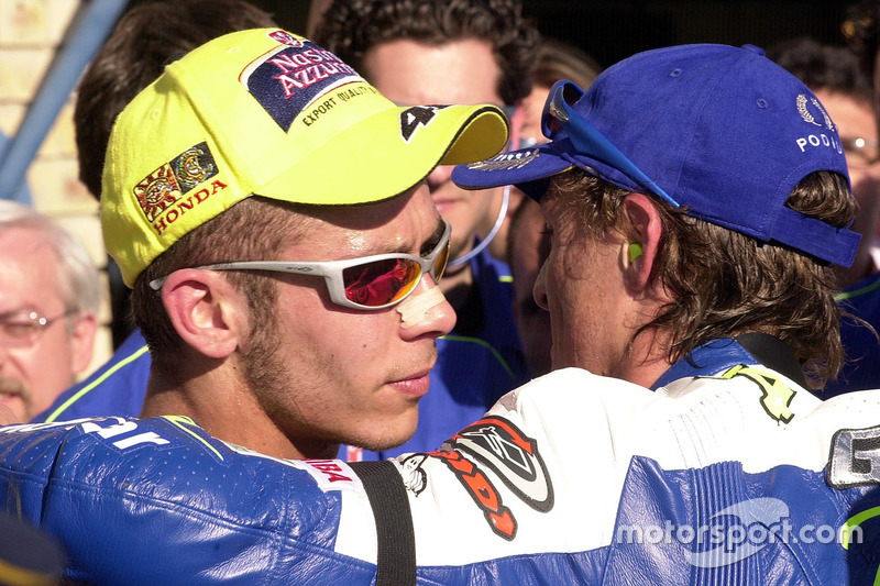 1. Sete Gibernau, Honda; 2. Valentino Rossi, Honda