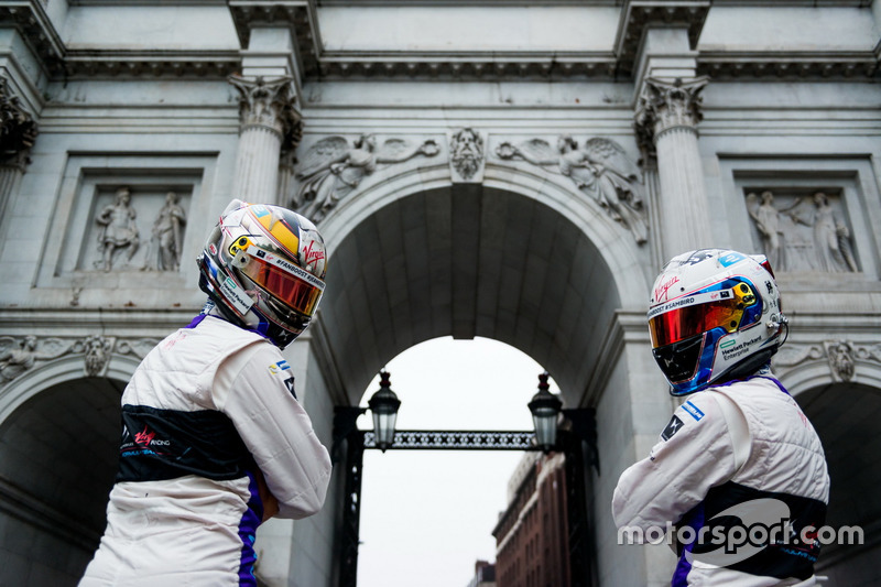 Sam Bird, DS Virgin Racing visita a Marble Arch