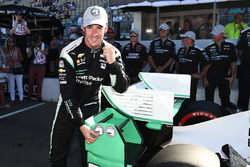 Le poleman Simon Pagenaud, Team Penske Chevrolet
