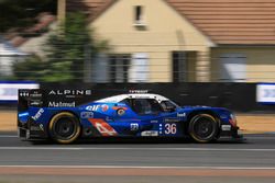 #36 Signatech Alpine A460: Gustavo Menezes, Nicolas Lapierre, Stéphane Richelmi