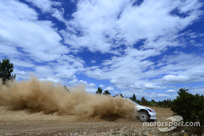 Hyundai i20 WRC 2017 testing