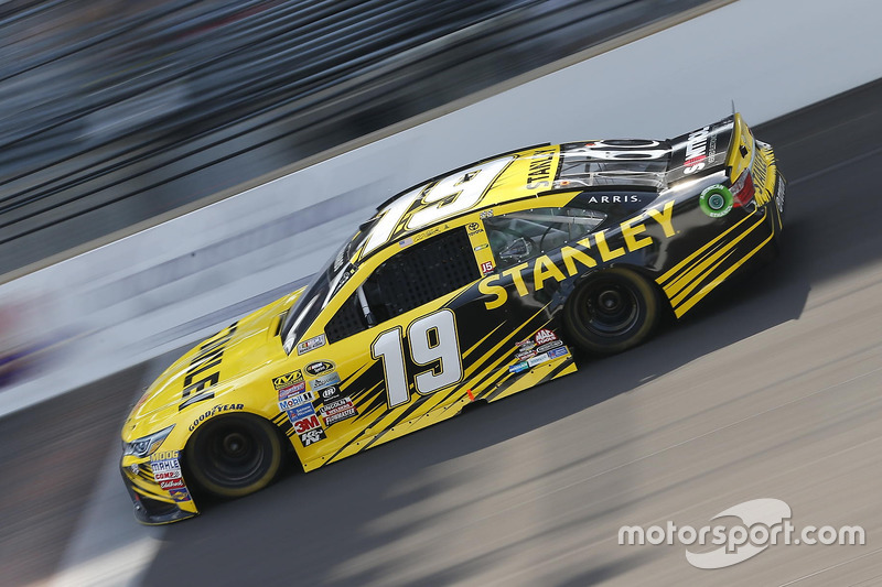 Carl Edwards, Joe Gibbs Racing Toyota