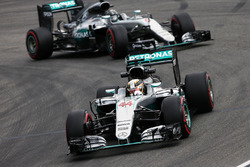 Lewis Hamilton, Mercedes AMG F1 W07 Hybrid