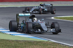 Lewis Hamilton, Mercedes AMG F1 W07 Hybrid and Nico Rosberg, Mercedes AMG F1 W07 Hybrid