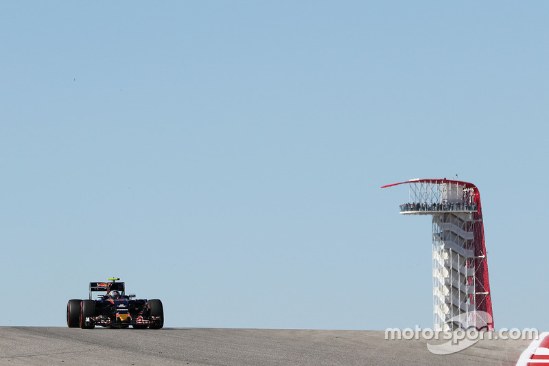 Carlos Sainz Jr., Scuderia Toro Rosso STR11