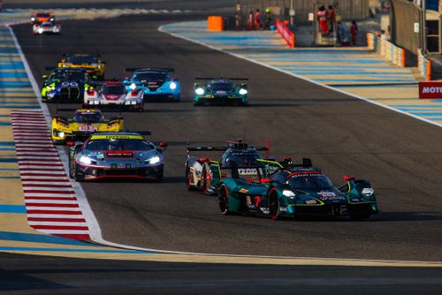 #009 Aston Martin Thor Team Aston Martin Valkyrie: Alex Riberas, Marco Sorensen, Roman De Angelis