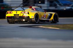 Антонио Гарсия, Ян Магнуссен и Майк Роккенфеллер, #3 Corvette Racing Chevrolet Corvette C7.R