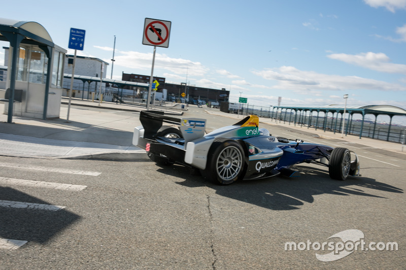 Victor Cruz en el SPARK Renault SRT_01E