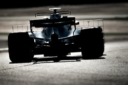 Lewis Hamilton, Mercedes AMG F1 W08 running sensor equipment