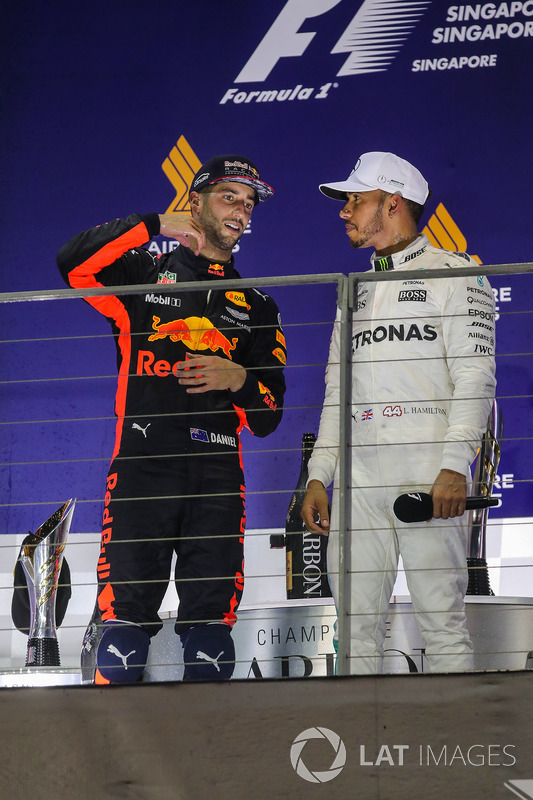 Podium: race winner Lewis Hamilton, Mercedes AMG F1, second place Daniel Ricciardo, Red Bull Racing