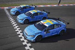 Nicky Catsburg, Thed Björk, Nestor Girolami, Polestar Cyan Racing, Volvo S60 Polestar pendant le MAC3