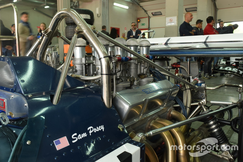 Motore della Surtees TS9B di Sam Posey