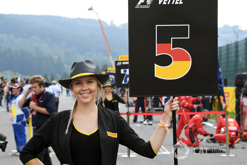 Grid girl