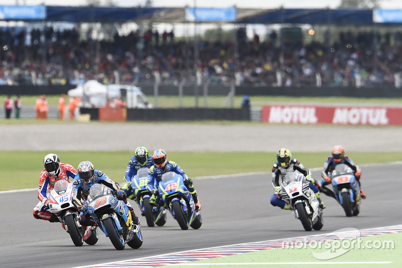 <img src="http://cdn-1.motorsport.com/static/custom/car-thumbs/MOTOGP_2017/BIKES/VDS.png" width="80" /> Estrella Galicia 0,0 Marc VDS