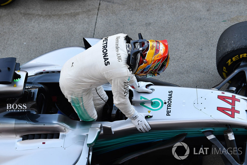 Race winner Lewis Hamilton, Mercedes-Benz F1 W08  celebrates in parc ferme