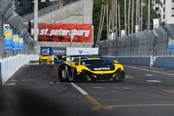 #9 K-Pax Racing McLaren 650S GT3: Alvaro Parente