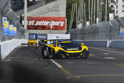 #9 K-Pax Racing McLaren 650S GT3: Alvaro Parente
