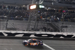 Sieg in Duel 2 für Denny Hamlin, Joe Gibbs Racing, Toyota