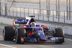 Carlos Sainz Jr., Toro Rosso STR12 Renault