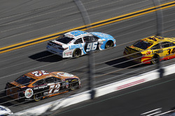 Cole Whitt, TriStar Motorsports Ford, D.J. Kennington, Gaunt Brothers Racing Toyota