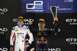 Podyum: Pierre Gasly, PREMA Racing ve Nobuharu Matsushita, ART Grand Prix