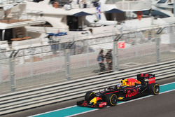 Daniel Ricciardo, Red Bull Racing RB12