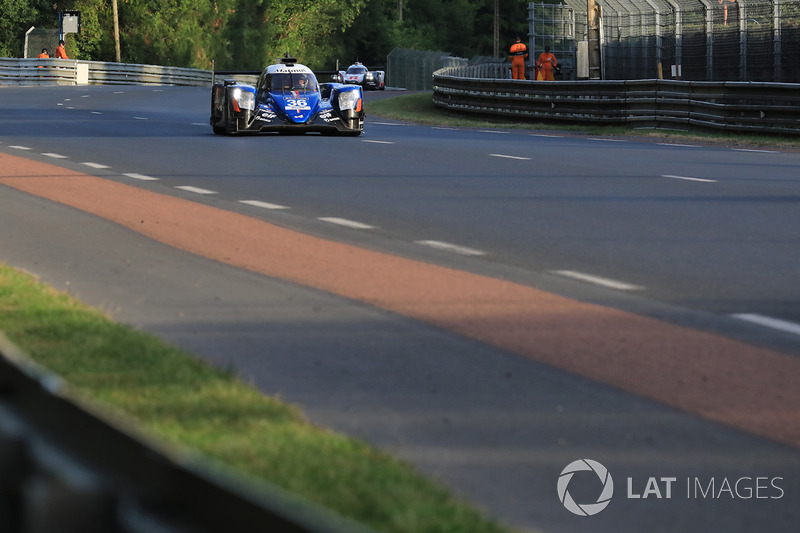 #36 Signatech Alpine A470 Gibson: Gustavo Menezes, Romain Dumas, Matt Rao