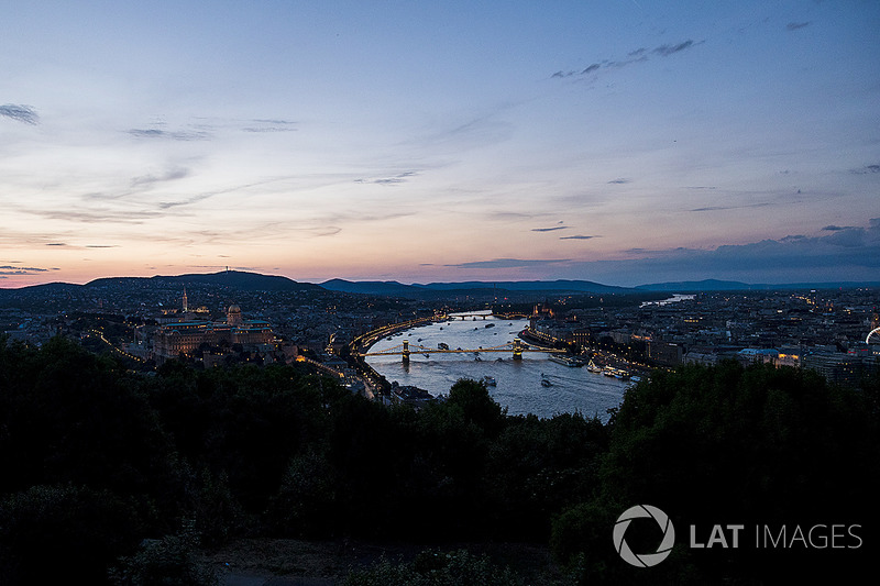 Vista de Budapest al atardecer