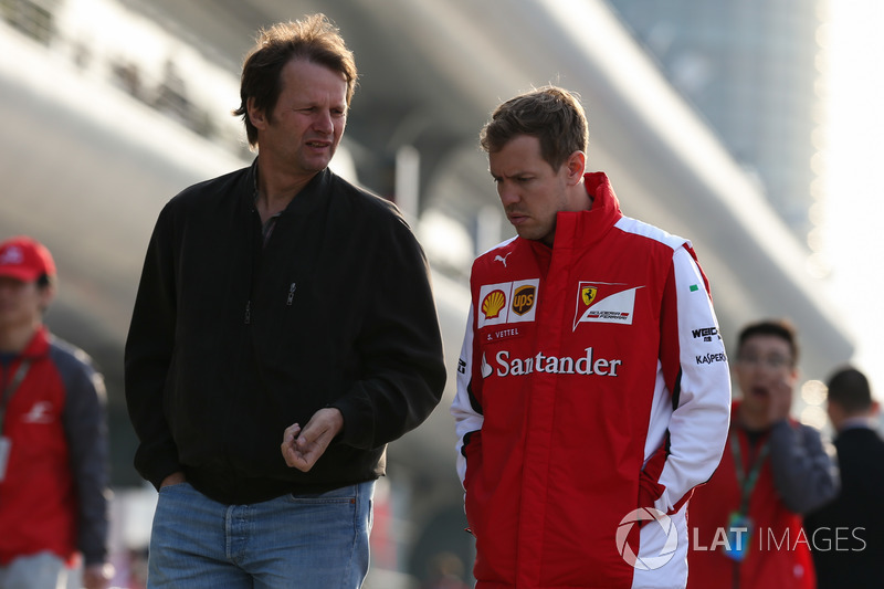 Sebastian Vettel, Ferrari and Michael Schmidt, Journalist