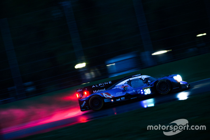 #36 Signatech Alpine A470 Gibson: Gustavo Menezes, Romain Dumas, Matt Rao