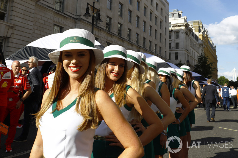 Rolex Grid Girls