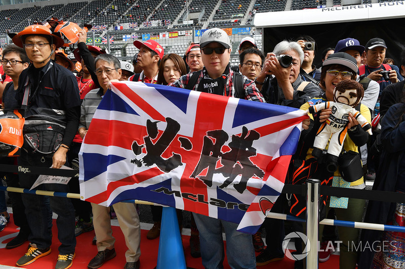 McLaren fans and banner