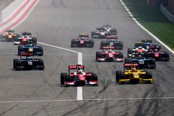 Start: Charles Leclerc, PREMA Racing leads