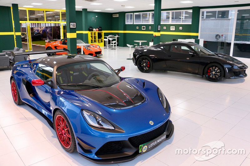 Офіс Lotus у Мадриді