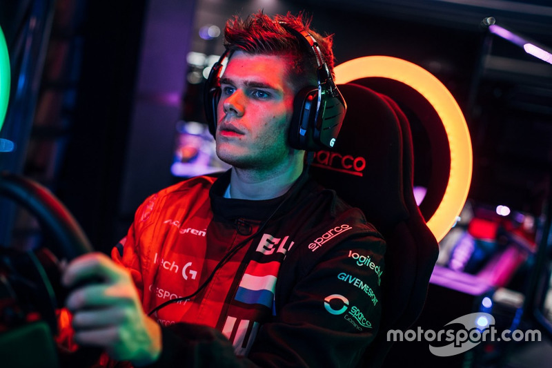 Rudy van Buren, ganador del McLaren World's Fastest Gamer