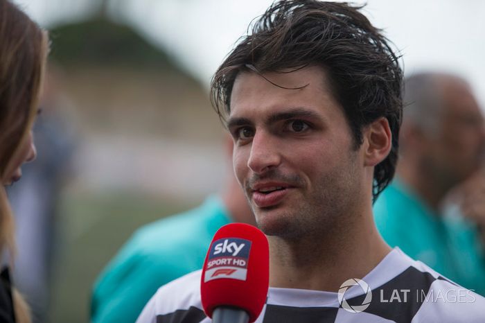 Carlos Sainz Jr., Renault Sport F1 Team