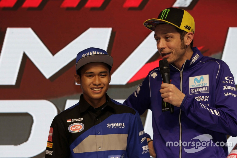 Galang Hendra, Yamaha Racing Indonesia dan Valentino Rossi, Yamaha Factory Racing