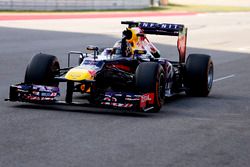 Race winner Sebastian Vettel, Red Bull Racing RB9