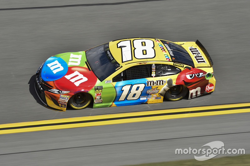 Kyle Busch, Joe Gibbs Racing, M&M's Toyota Camry