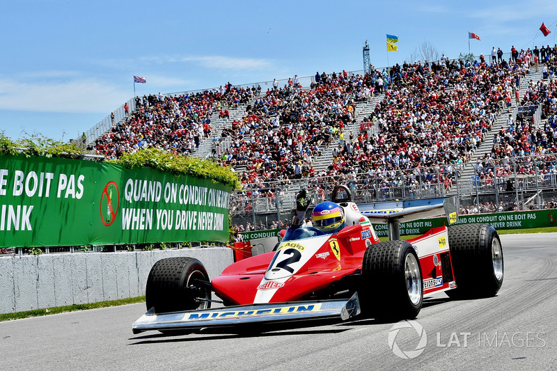 Jacques Villeneuve, conduce el Ferrari 312T3 en el cual su padre ganó el GP de Canadá de 1978