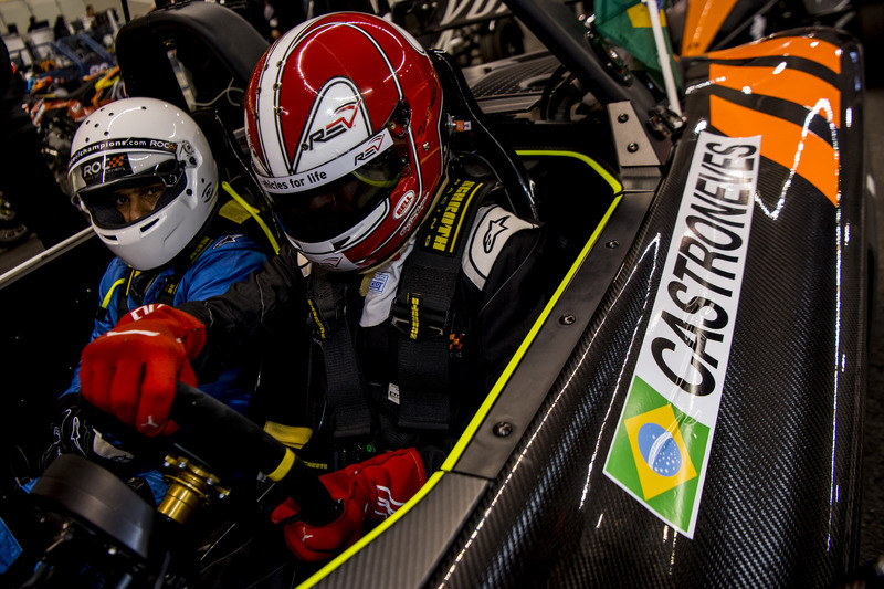 Helio Castroneves del Team Latin America