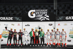 #31 Action Express Racing Cadillac DPi, P: Eric Curran, Mike Conway, Stuart Middleton, Felipe Nasr,
