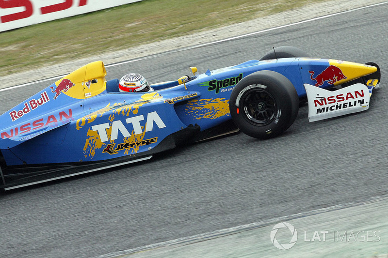 Narain Karthikeyan (2002-2004)