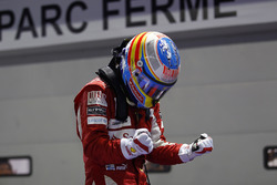 Race winner Fernando Alonso, Ferrari