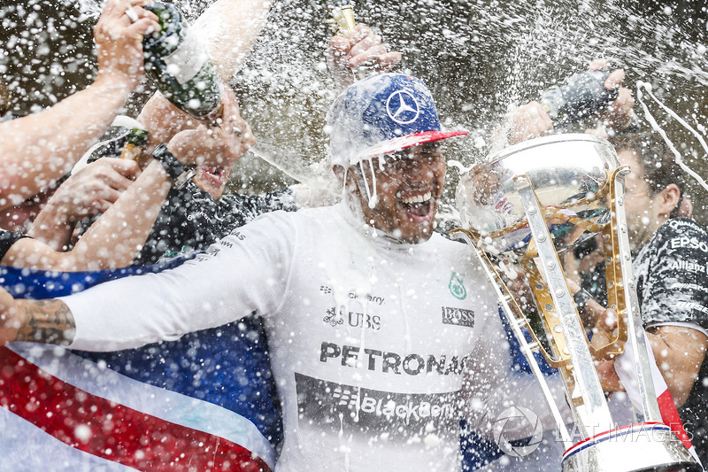 Lewis Hamilton - Tetracampeão: 2008, 2014, 2015 e 2017