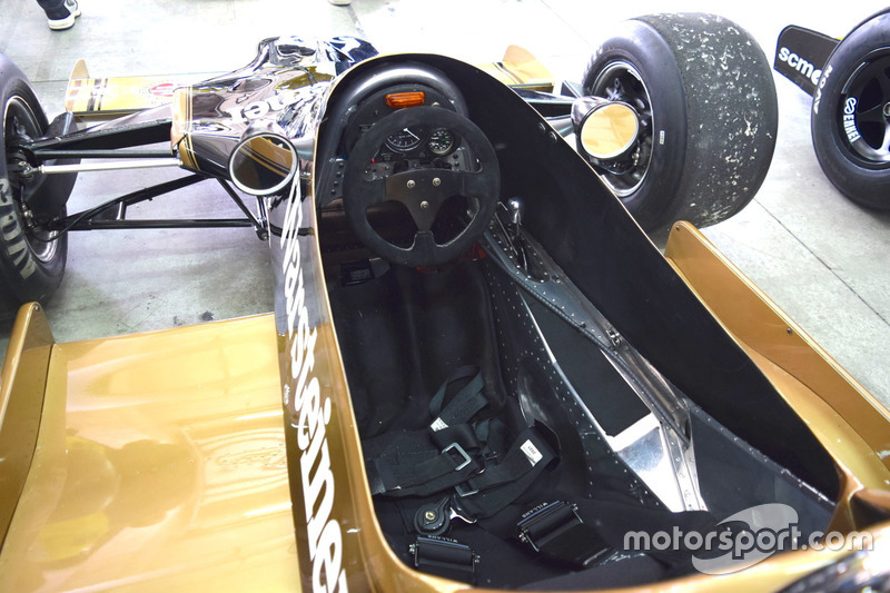 Arrows A1B